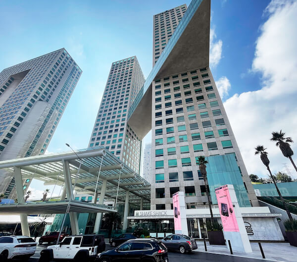 Opera Gallery Paseo Arcos Bosques